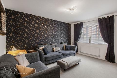 3 bedroom semi-detached house for sale, Sherholt Road, Burton-On-Trent DE13
