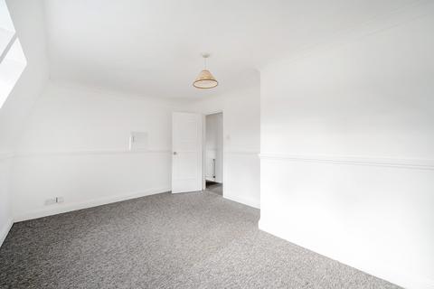 2 bedroom flat for sale, Orchard Court, Stonegrove, Edgware, Greater London. HA8 7SX