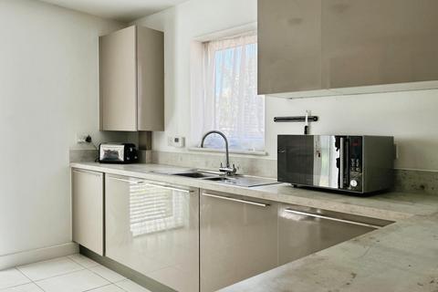 undefined, Grasshopper Drive, Kennington