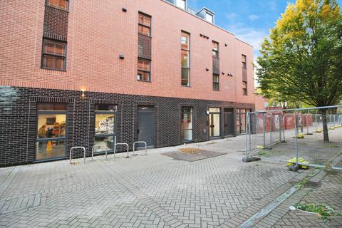 2 bedroom apartment to rent, Lombard Street, Bristol BS3