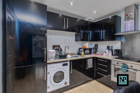 undefined, Thomas Street, Tamworth, B77