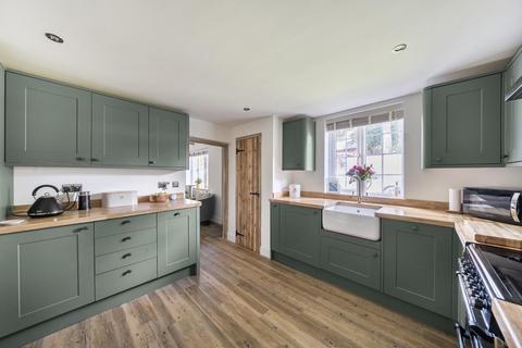 2 bedroom detached house for sale, Bradbourne Lane, Ditton