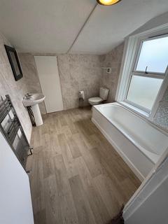 2 bedroom terraced house to rent, Marion Street, Brighouse