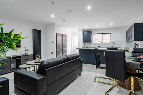 6 bedroom house to rent, Egerton Road, Liverpool L15