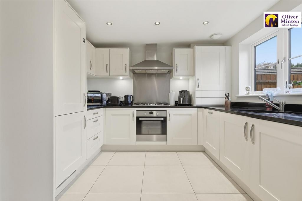 Excellent kitchen / diner