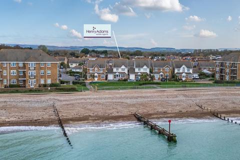 Freya Close, Middleton-On-Sea, PO22