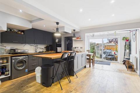 undefined, Staines Road West, Ashford, Surrey, TW15