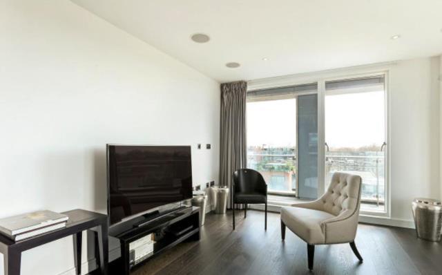 Reception-room-Grosvenor Waterside-Gatliff-Road- Lo