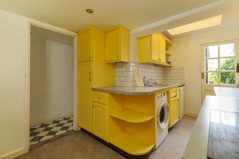 undefined, Castle Road, Southsea