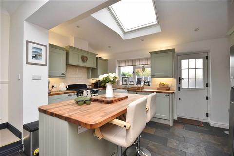 3 bedroom terraced house for sale, Chapel Lane, Coppull, Chorley