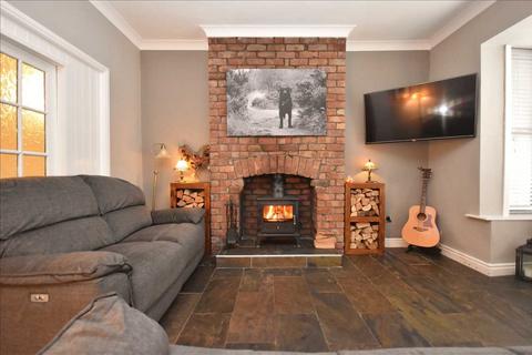 3 bedroom terraced house for sale, Chapel Lane, Coppull, Chorley