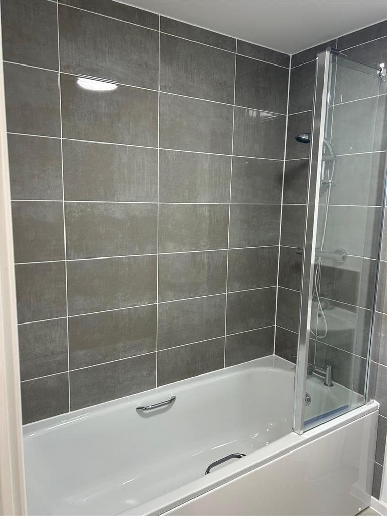 Shower.jpg