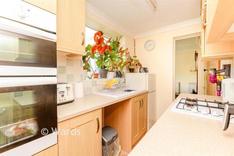 3 bedroom end of terrace house for sale, Cecil Avenue, Sheerness, Kent