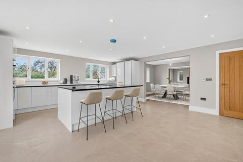 undefined, Leeds Road, Bramhope, Leeds, West Yorkshire, LS16