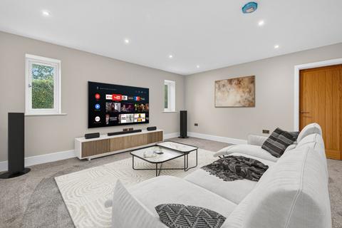 undefined, Leeds Road, Bramhope, Leeds, West Yorkshire, LS16
