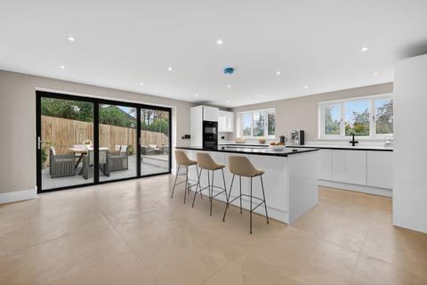undefined, Leeds Road, Bramhope, Leeds, West Yorkshire, LS16