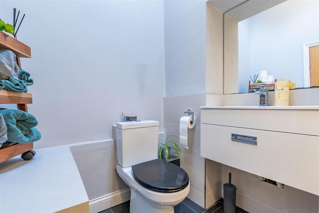 Family bathroom