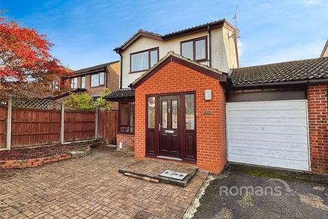 3 bedroom link detached house for sale, Hormer Close, Owlsmoor, Sandhurst