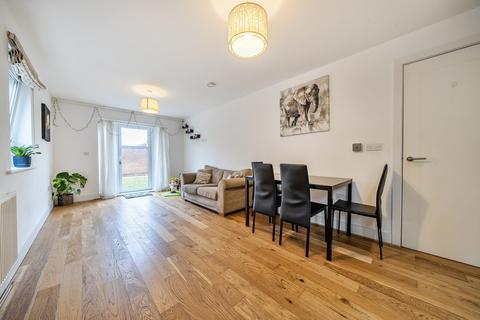 2 bedroom flat for sale, Ash Tree Close, Orpington, BR6