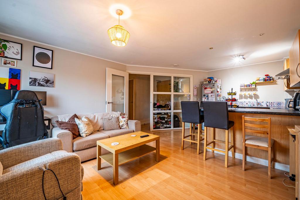 Living/Dining Area