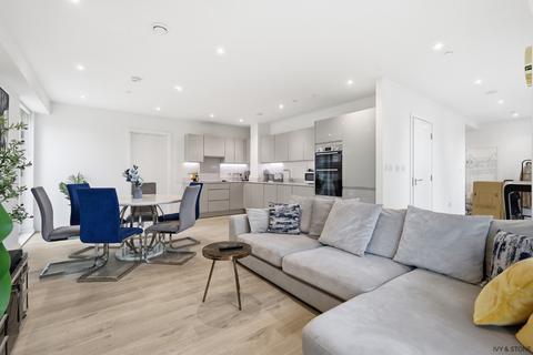 3 bedroom apartment for sale, Tyburn Gardens, 17 Peto Street North, London, Greater London, E16