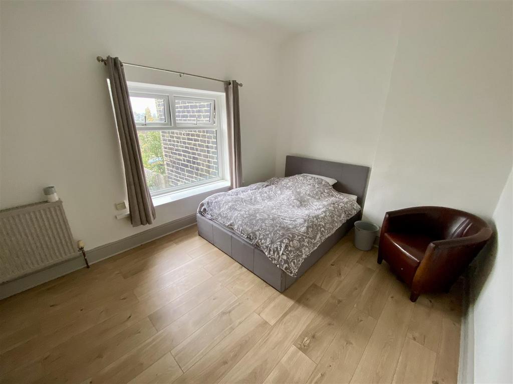 Bramleys Estate Agents - Knowles Hill Road - Dewsb