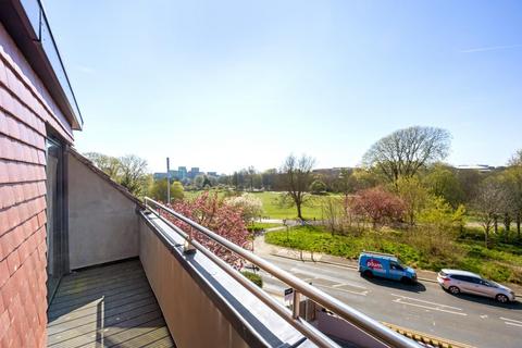 undefined, Penthouse - Goldstone Crescent, Hove