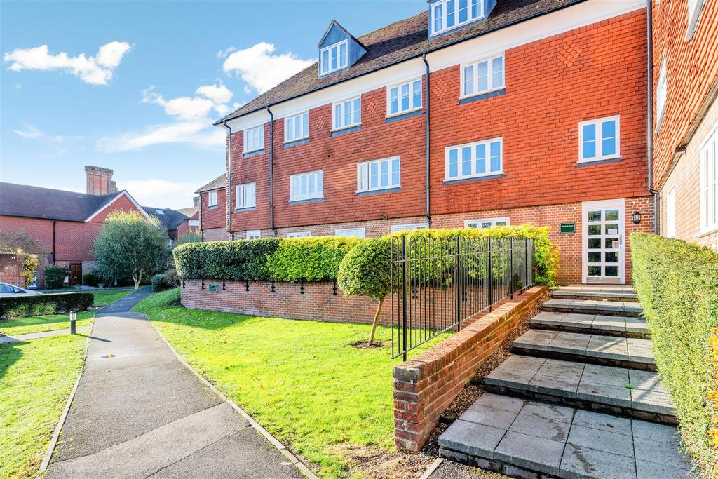 ELIZABETH HOUSE, FLAT 41 (16 FROM 27)-26.jpg