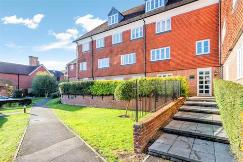 undefined, Elizabeth Drive, Banstead