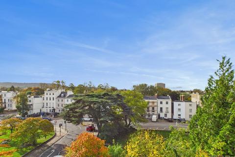 2 bedroom flat to rent, Berkeley Street, Cheltenham, GL52