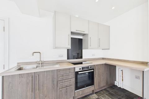 2 bedroom flat to rent, Berkeley Street, Cheltenham, GL52