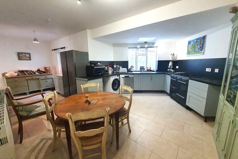undefined, St James Street, South Petherton, TA13