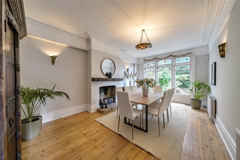36 Birchwood Avenue, London, N10 3BE