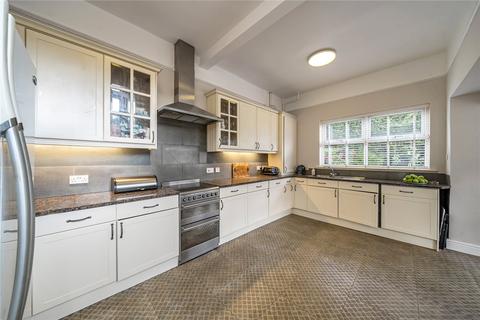 36 Birchwood Avenue, London, N10 3BE