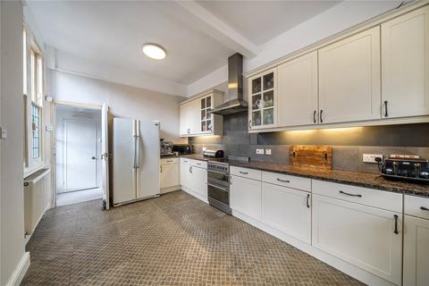 36 Birchwood Avenue, London, N10 3BE
