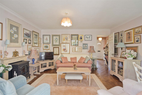 undefined, 8 The Birches, Goring on Thames, RG8