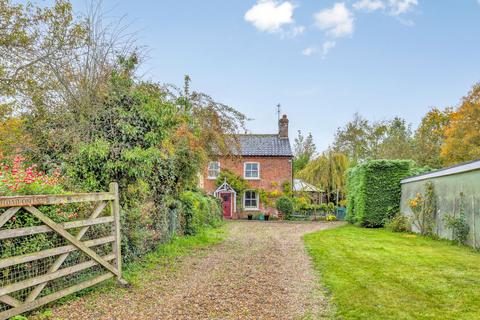 undefined, Quintessential Cottage in Hindolveston