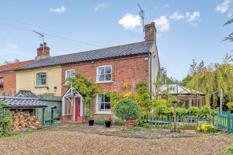 undefined, Quintessential Cottage in Hindolveston