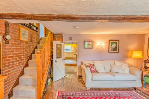 undefined, Quintessential Cottage in Hindolveston