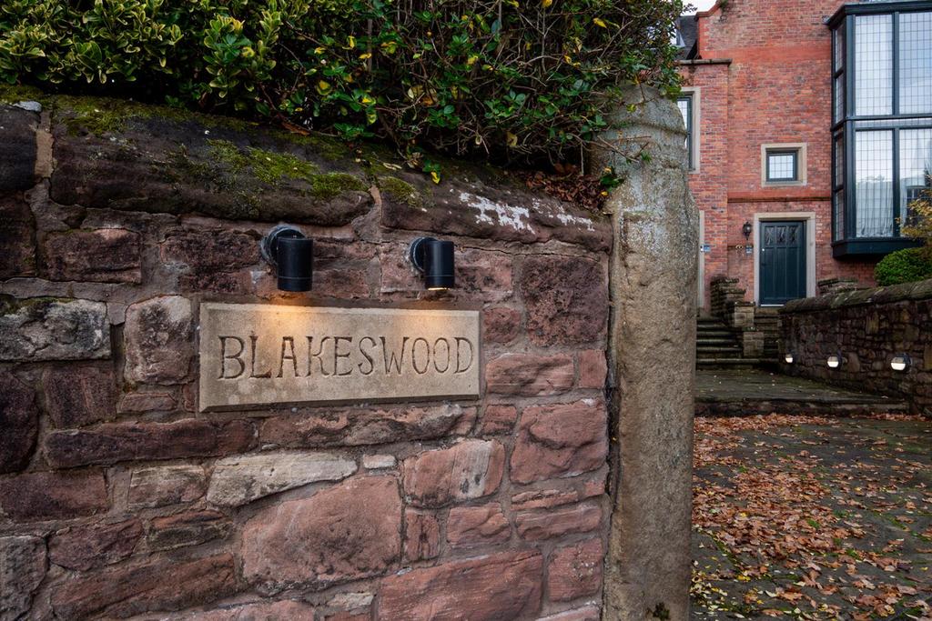 Blakeswood