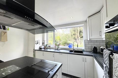 4 bedroom semi-detached house for sale, Bleak Hill Road, Eccleston