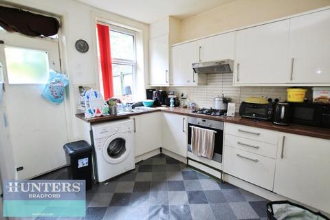 undefined, Airedale Crescent, Bradford, West Yorkshire, BD3