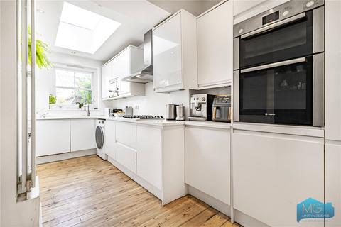undefined, Warlters Road, Holloway, London, N7
