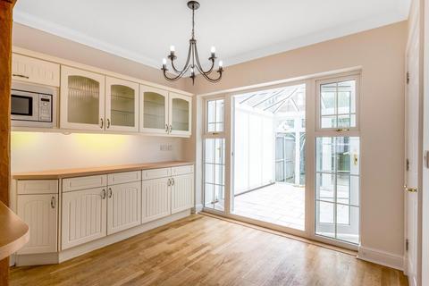 3 bedroom townhouse to rent, St Martins Lane, Beckenham, BR3