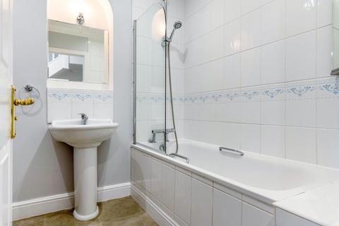 undefined, St Martins Lane, Beckenham, BR3