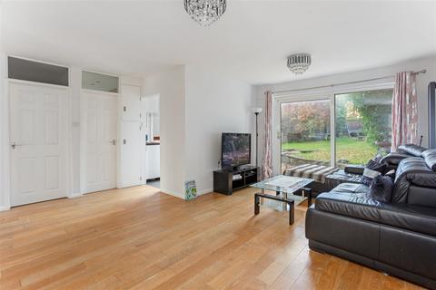 undefined, Gainsborough Drive, Ascot