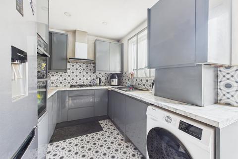 undefined, Randall Close, Langley, Berkshire, SL3