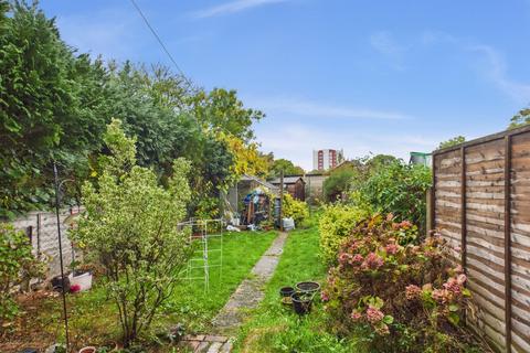 undefined, Randall Close, Langley, Berkshire, SL3
