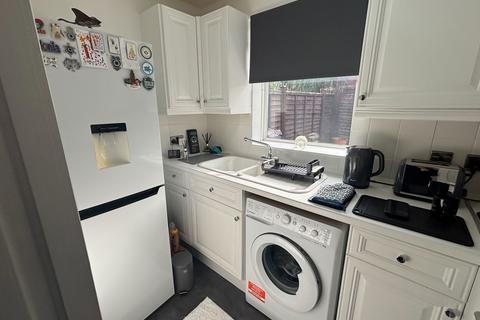 1 bedroom semi-detached house for sale, Staplehurst, Kent