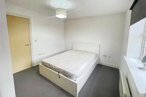 2 bedroom flat for sale, Manor Gardens Close, Leicestershire LE11